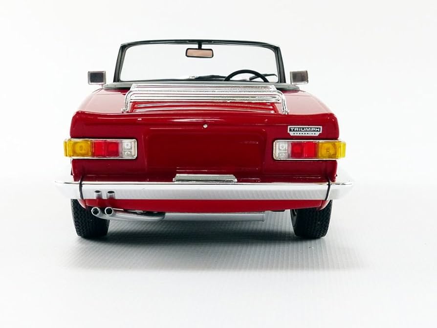 Amazon | 1/18 ミニチャンプス MINICHAMPS Triumph TR6 1969 Red RHD